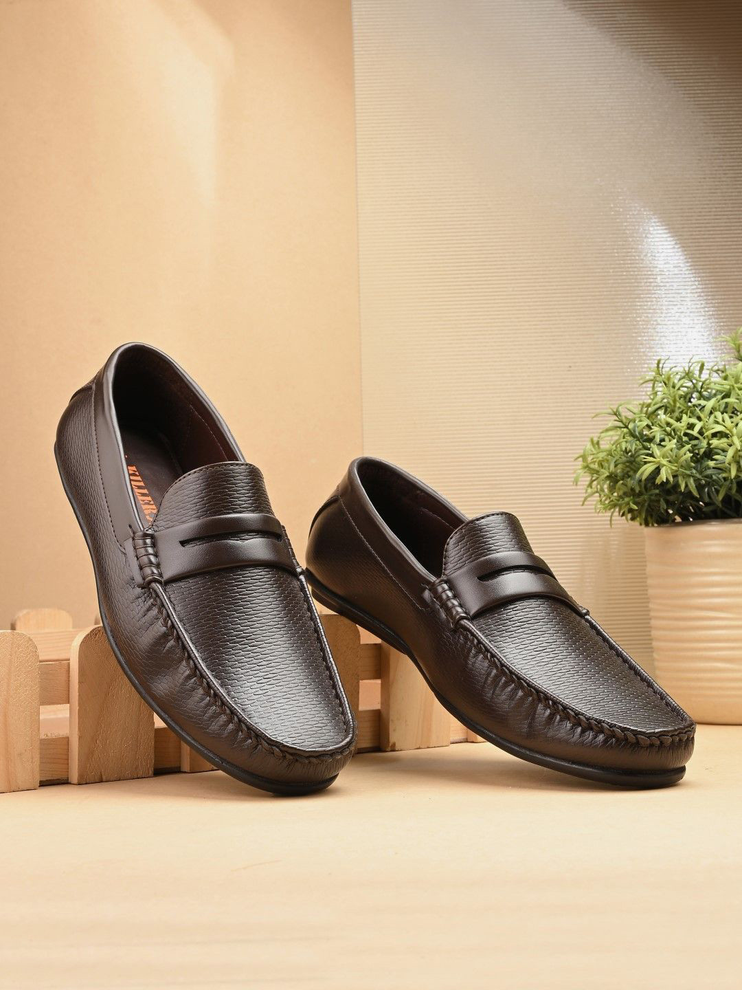 Killer Airmax Men Textured Loafers