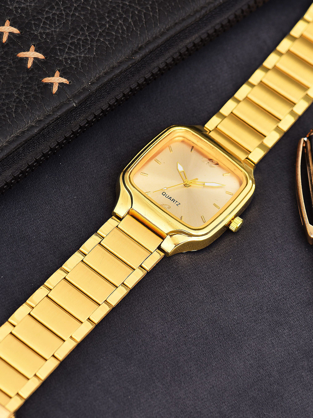 SWADESI STUFF Professional Men Bracelet Style Analogue Watch SDS 166 GOLD MA GOLD 2026