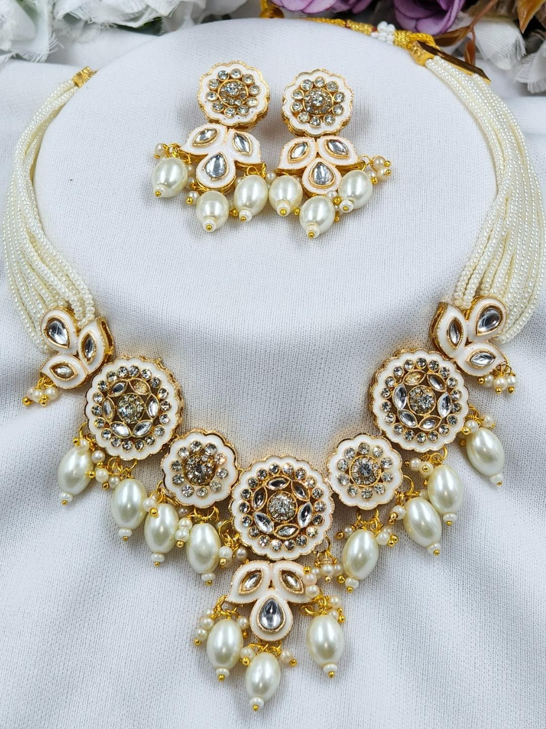 eeooaa Gold-Plated Brass Artificial Stones Jewellery Set