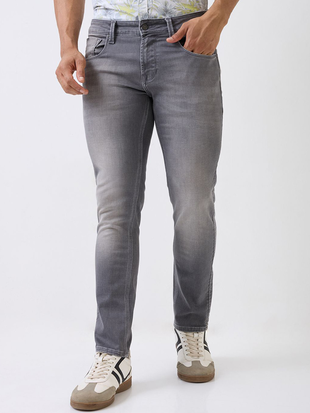 SPYKAR Men Skin Tight Skinny Fit Low-Rise Light Fade Stretchable Jeans