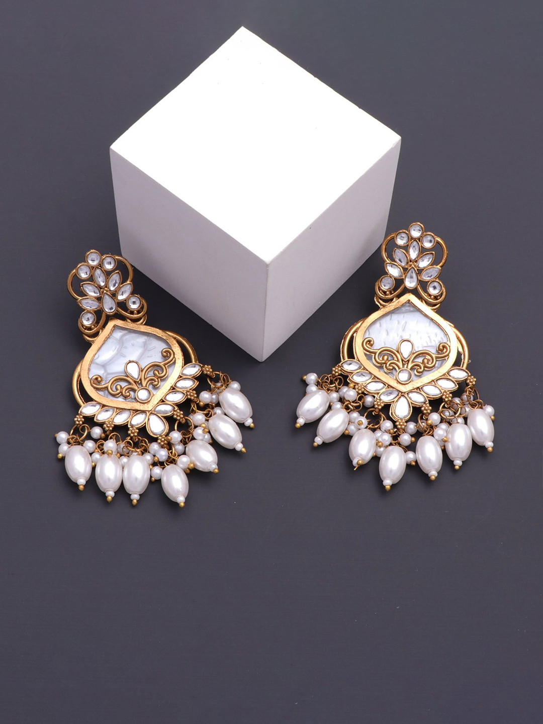 CAPILITE Jewellers Brass-Plated Kundan Studded & Pearls Beaded Contemporary Drop Earrings
