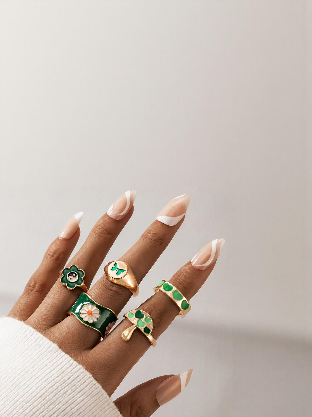 TheVineGirl Women 5 Peices Flower Heart Butterfly Mushroom Ring Set