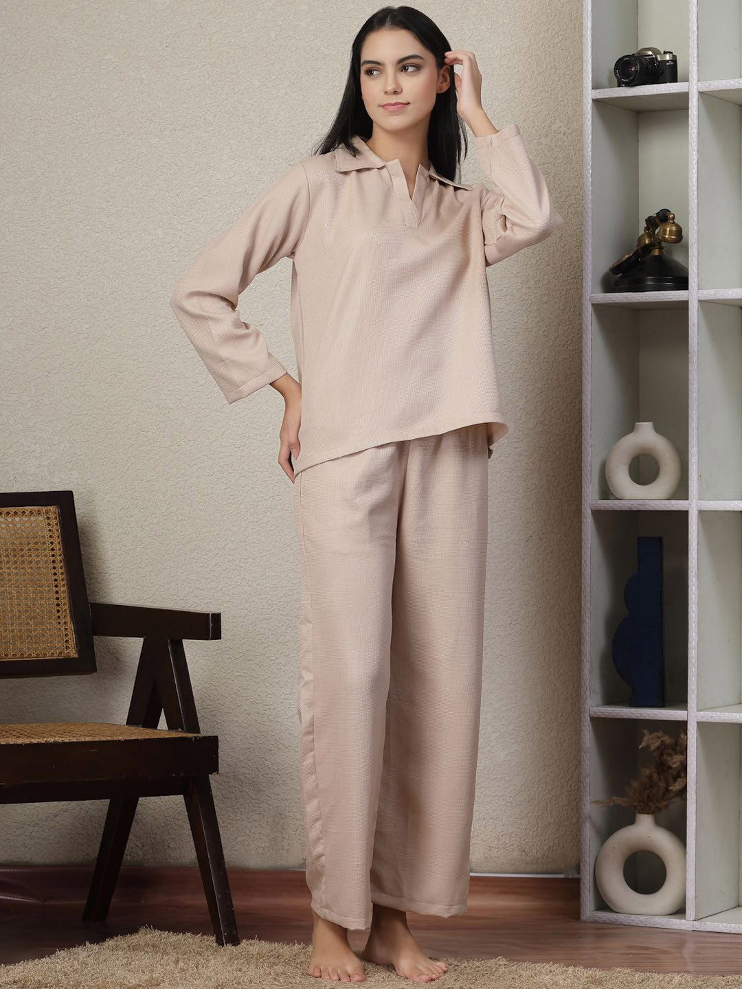 NEUDIS Women Waffle Textured Long Night suit