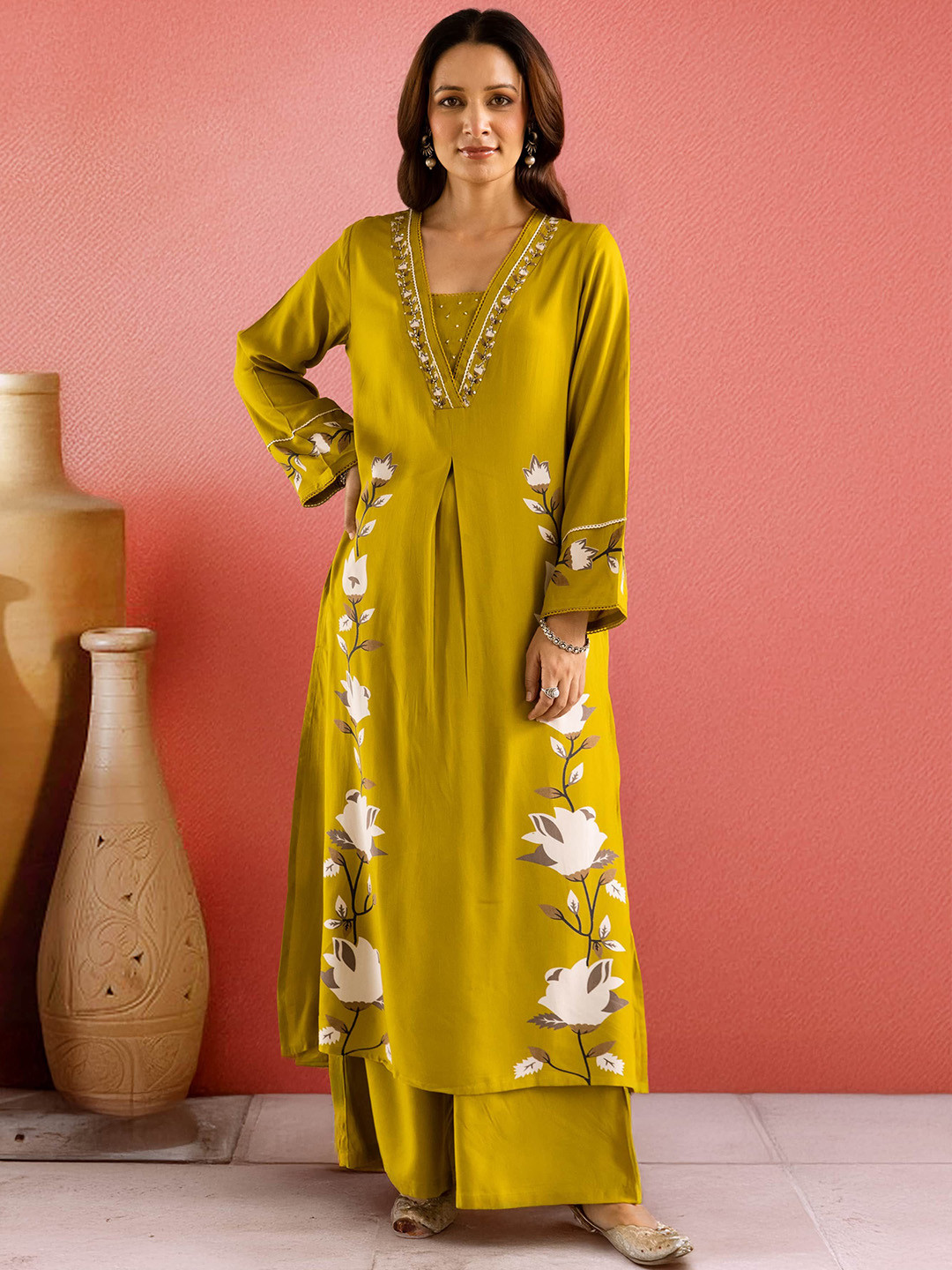 Sangria Women Floral Printed A-Line Kurta with Palazzo