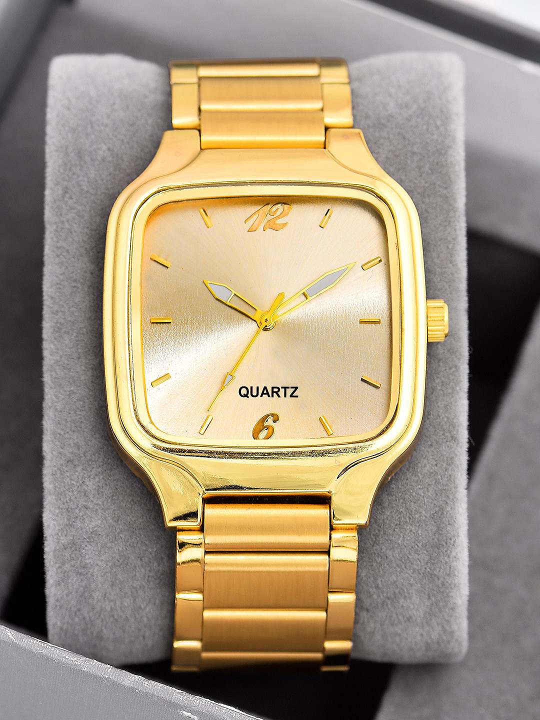 SWADESI STUFF professional Men Bracelet Style Straps Analogue Watch SDS 158 GOLD 2029