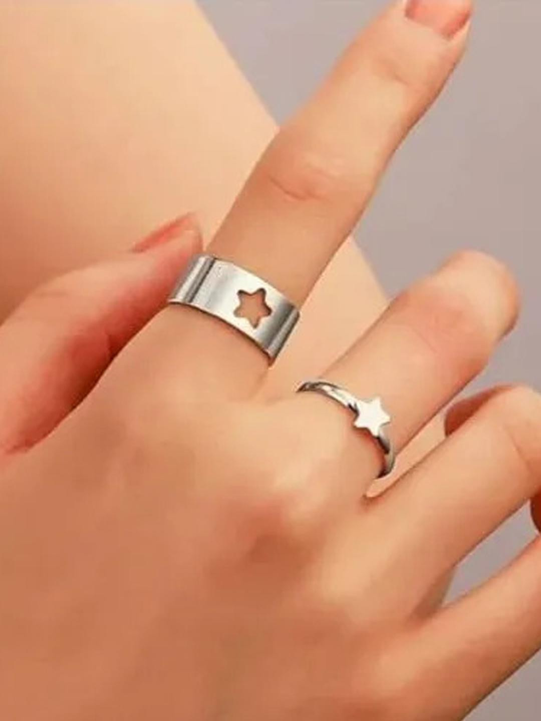 TheVineGirl Women Silver-Plated Star Couple Ring