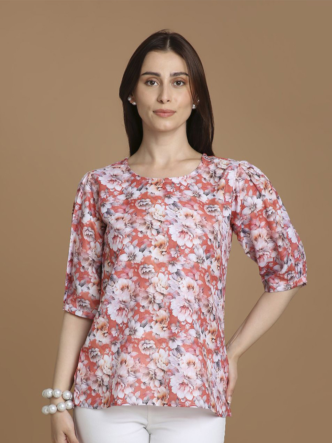 GatiPrada Women Floral Printed Round Neck Top