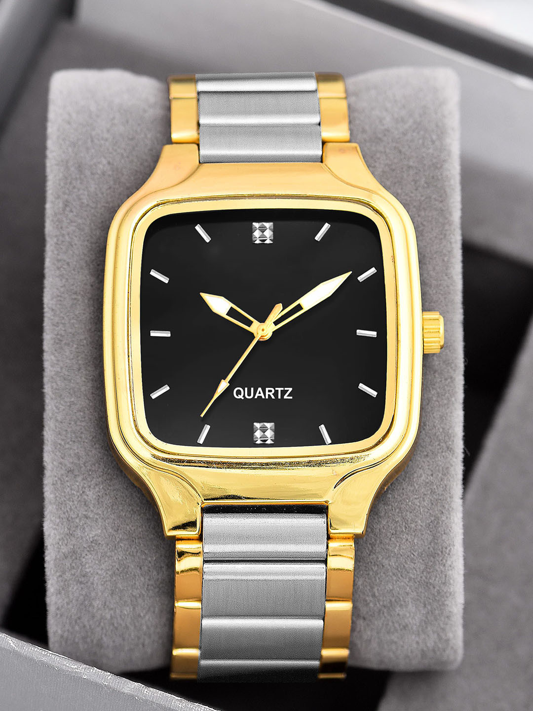 SWADESI STUFF Professional Men Bracelet Style Analogue Watch SDS 166 SILVER MA BLACK 2028