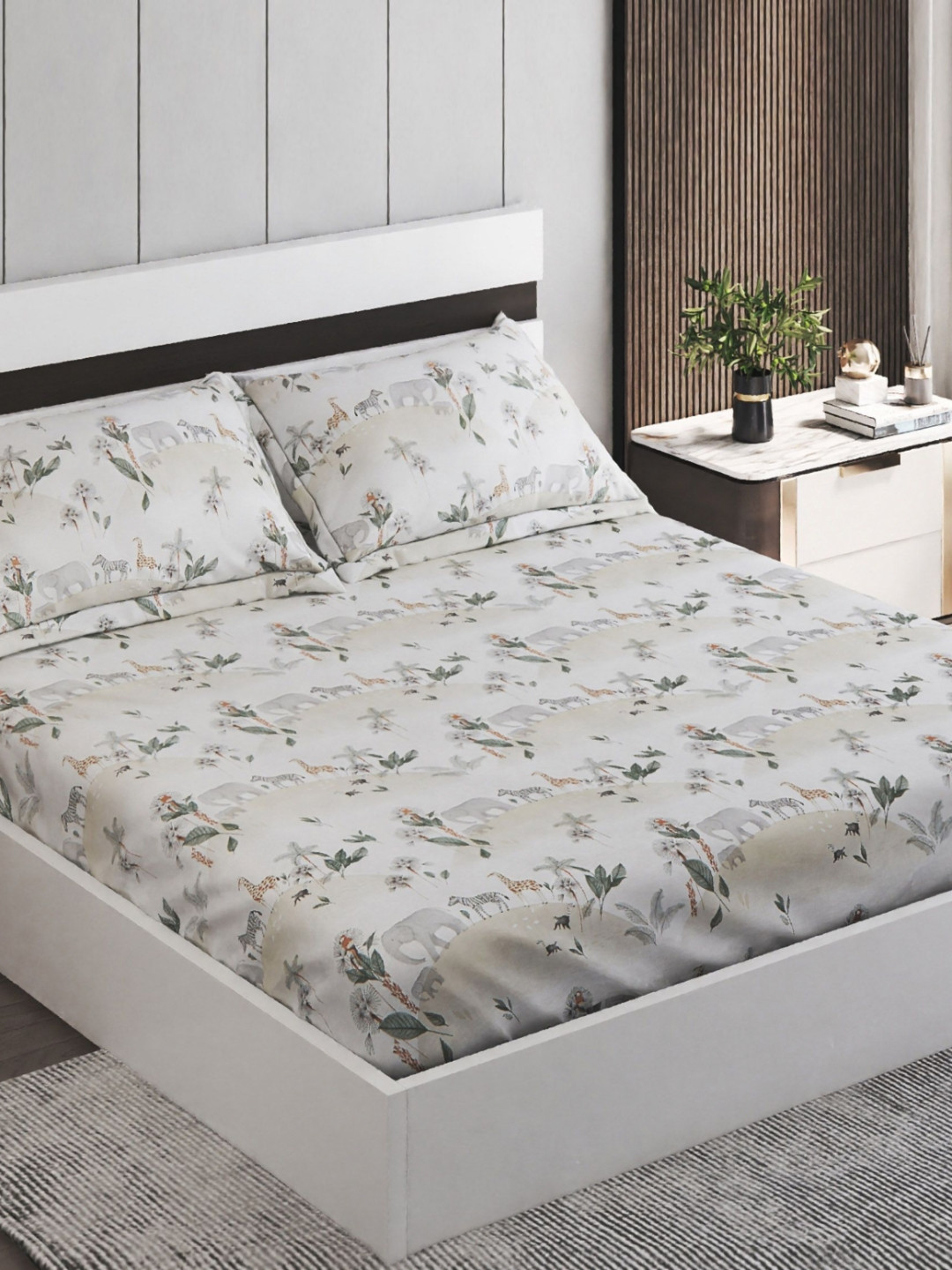 Home Centre Slate Kids Space Off White Printed Cotton 150TC Queen Bedsheet Set 2.54x2.28 m