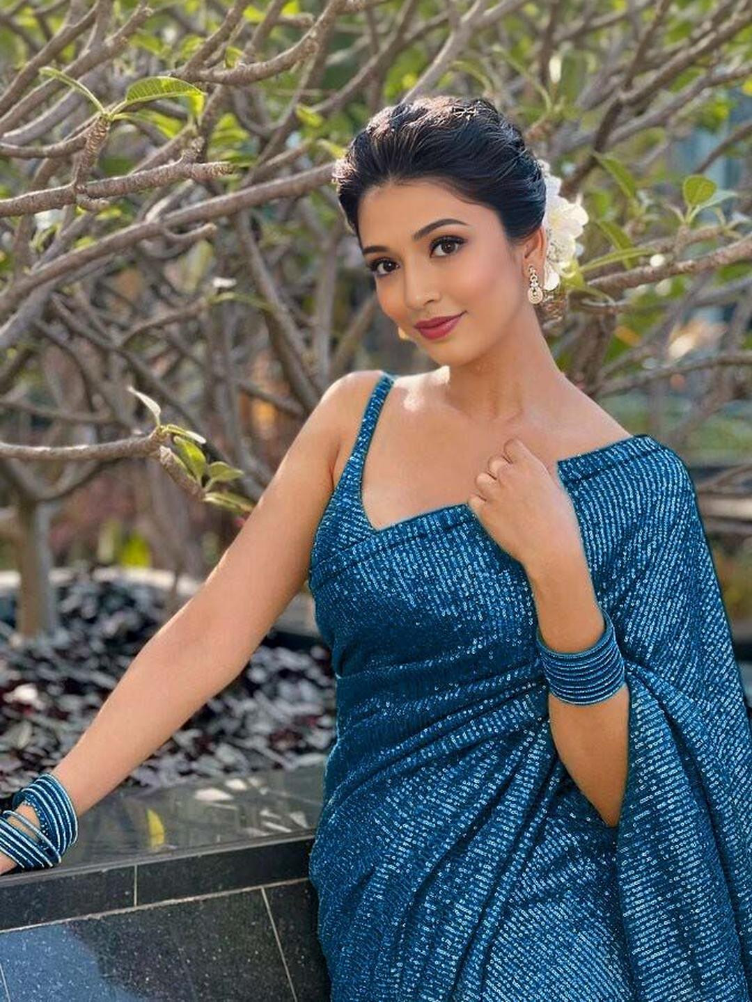 MADHUR HAND WORK ART Women Sarees