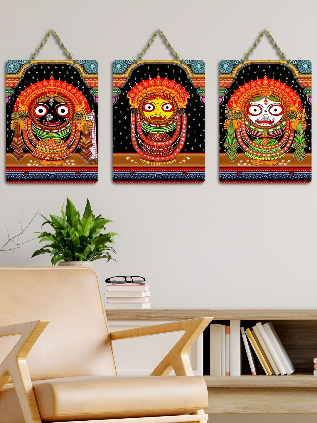 ArtVibes Red & Green 3 Pieces Pattachitra  Art Printed Wooden Hanging Wall Arts