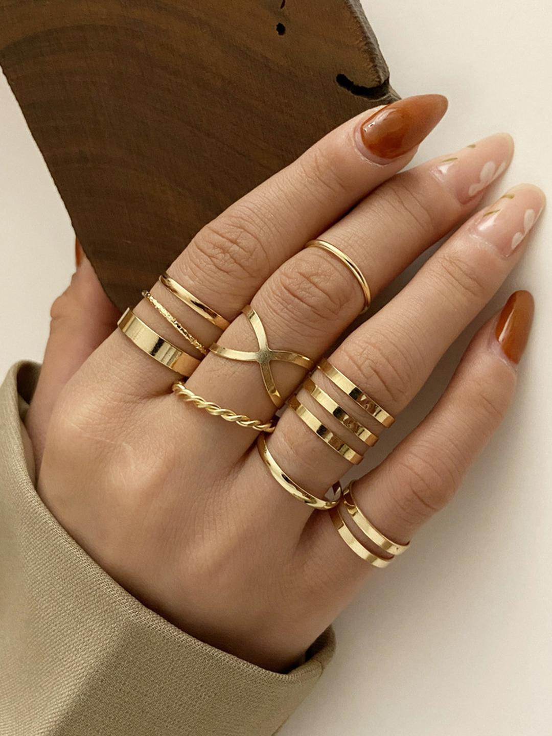 TheVineGirl Women Pack Of 8 Finger Rings