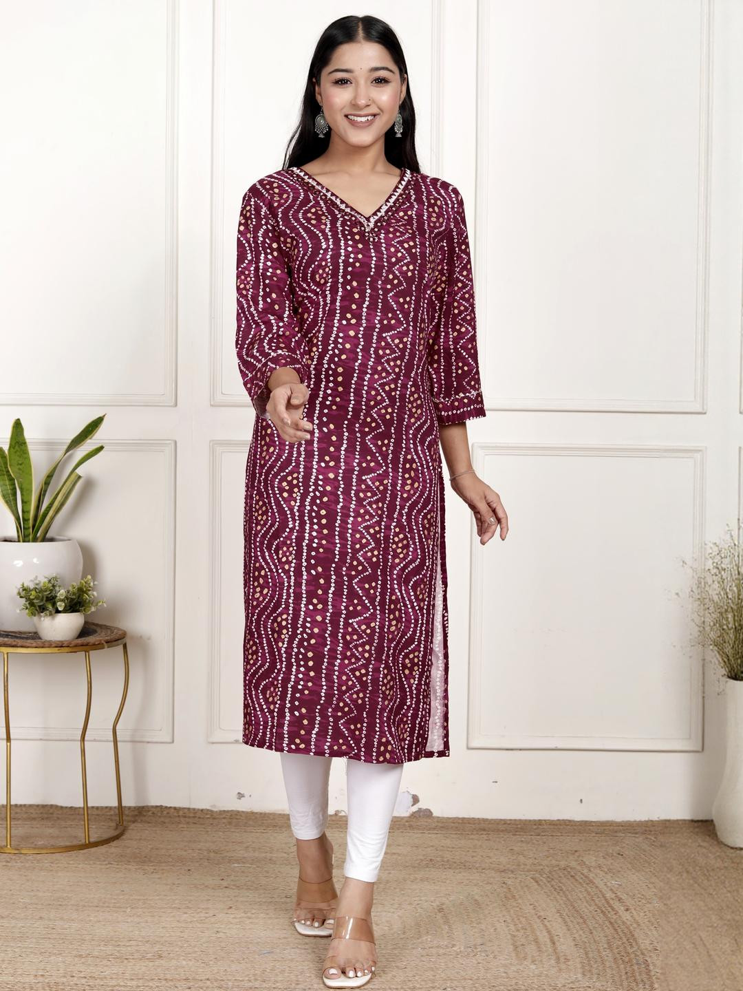 ROOTSOUL Women Maroon Viscose Rayon Kurtas