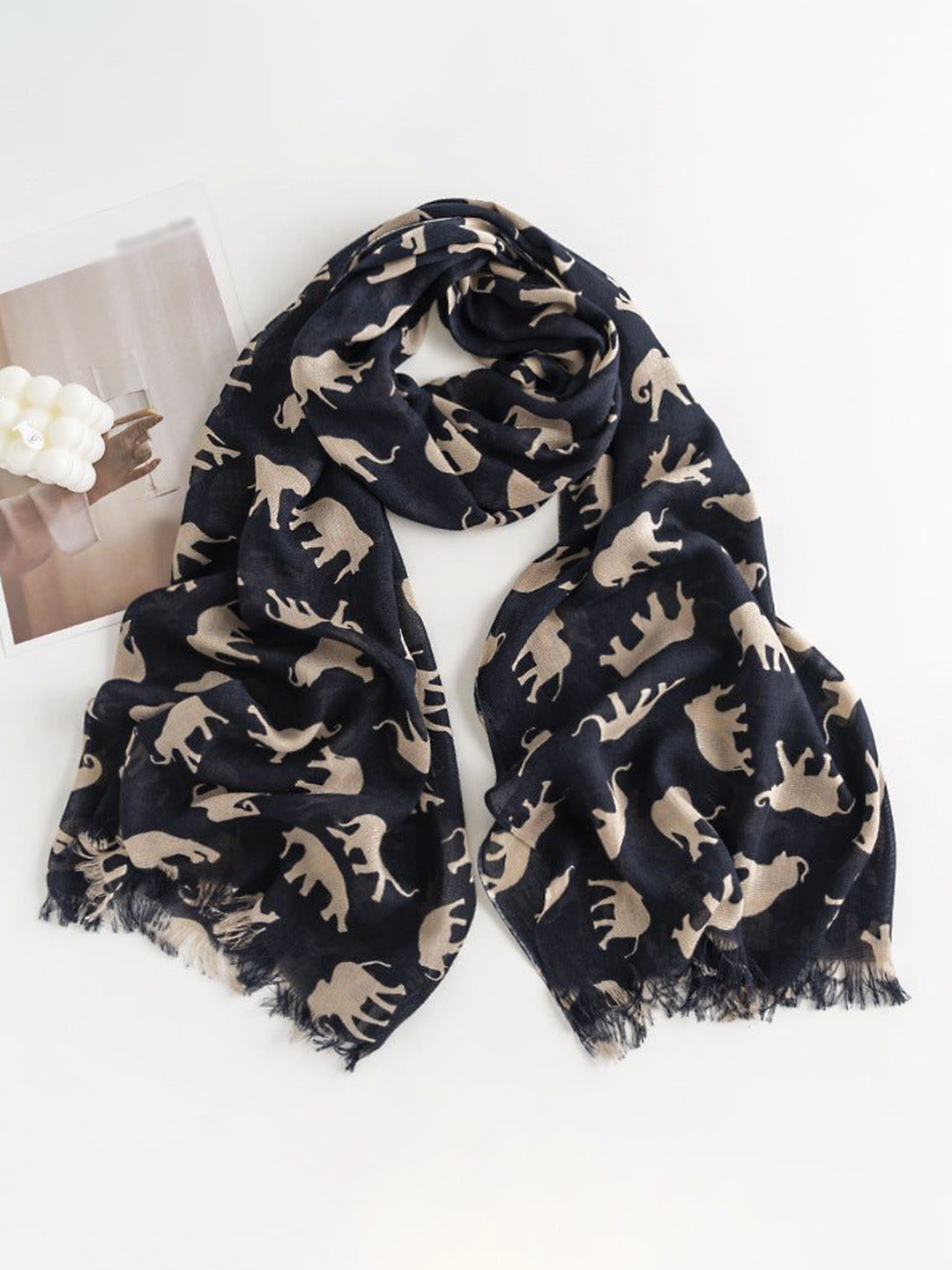 QUECY Women Animal Print Stole with Fringed Border