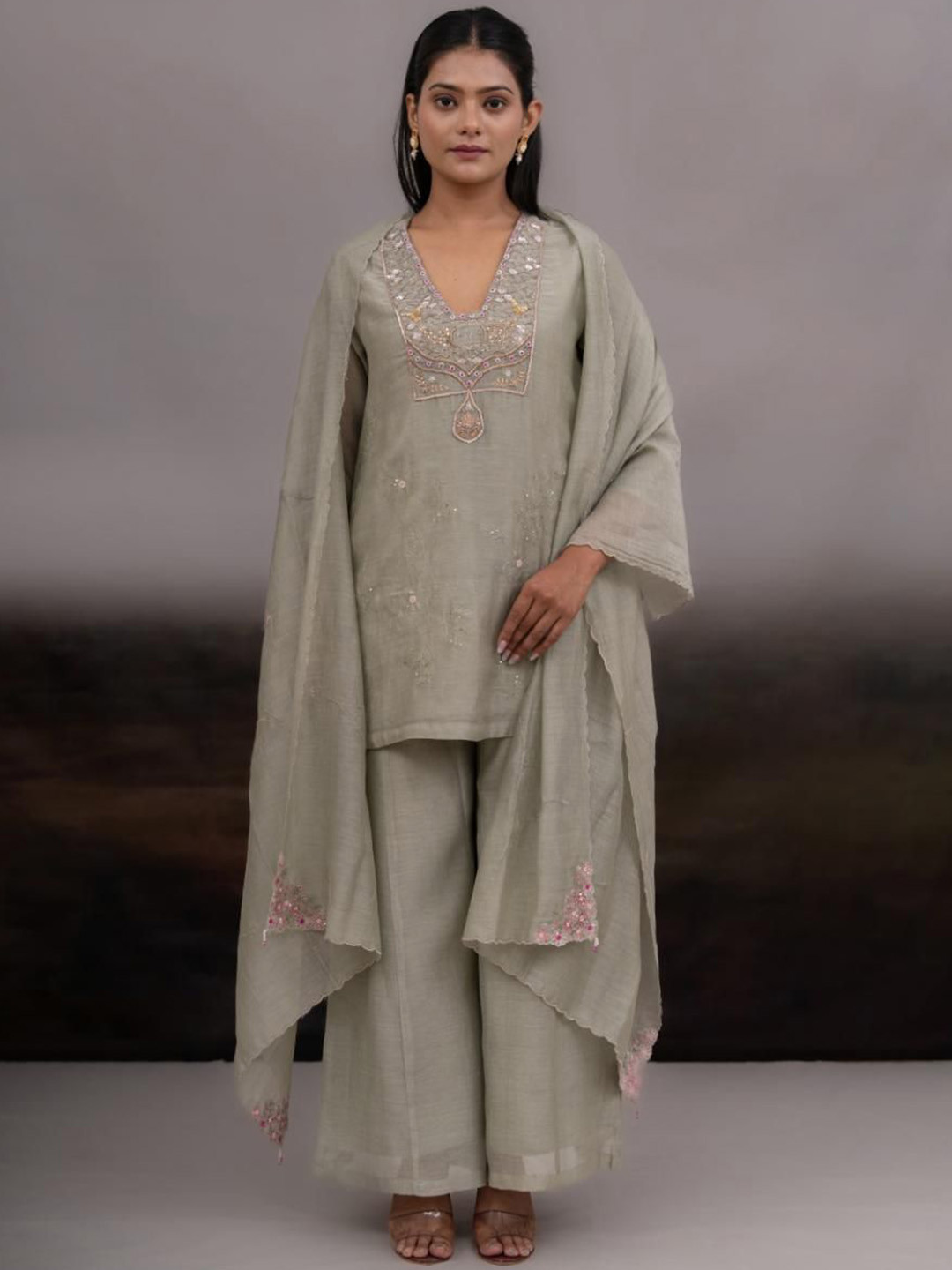 TATWA DESIGNS Floral Embroidered V-Neck Thread Work Straight Kurti With Palazzo & Dupatta