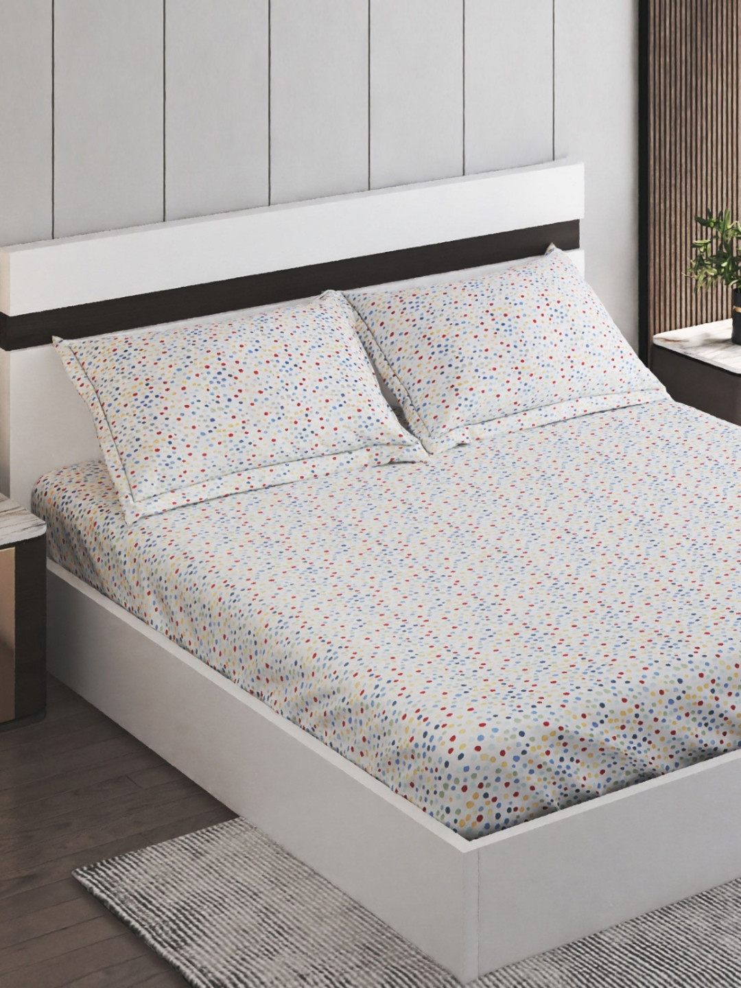 Home Centre Slaye Polka Off White Printed Cotton 150 TC Queen Bedsheet Set 2.54 x 2.28 m