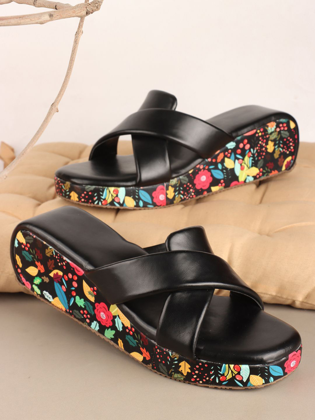 Alishtezia Women Floral Printed Open Toe Platform Heeled Sandals