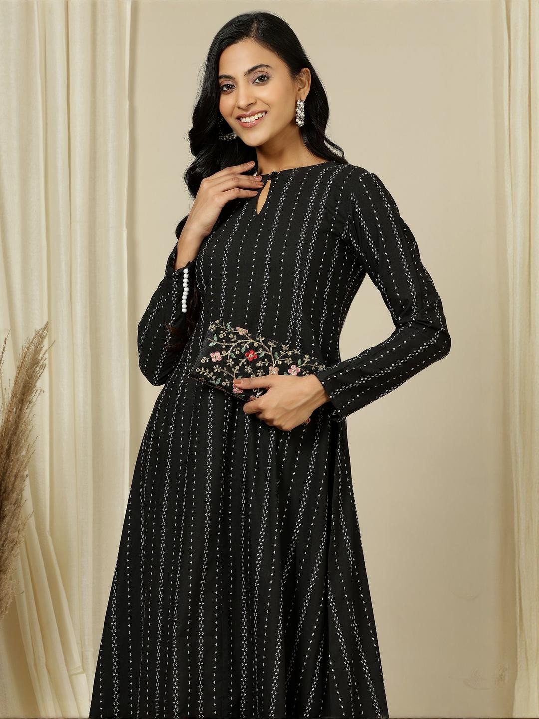 MASSTANI BY INDDUS Women Keyhole Neck Kurta