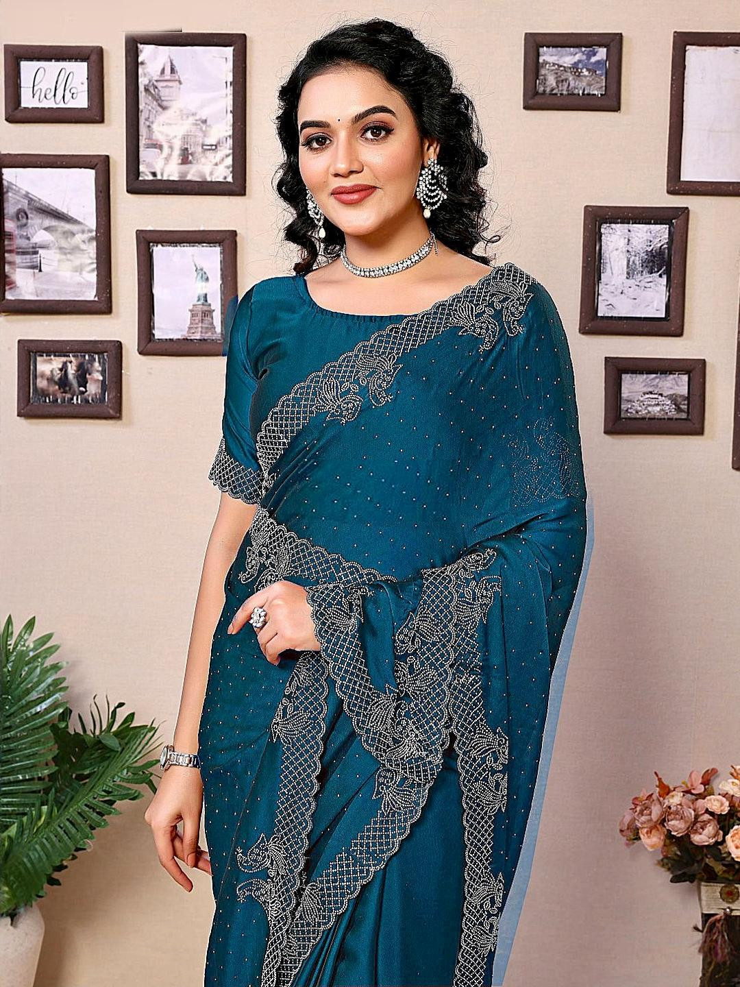 SHYAMLATA Embellished Beads and Stones Tissue Heavy Work Saree