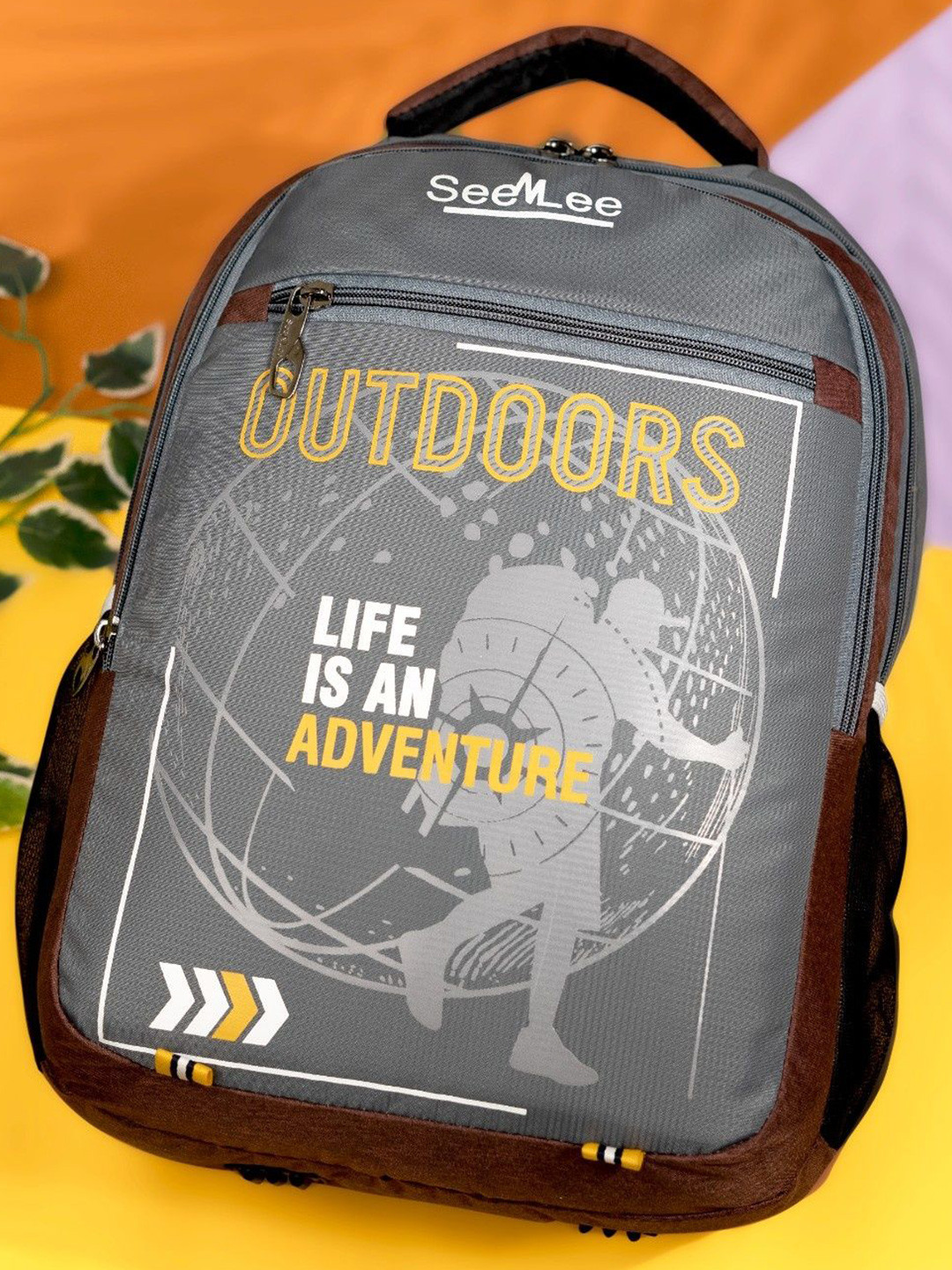 Seenlee Men Typography UrbanWave Lightweight Performance Backpack with Compression Straps