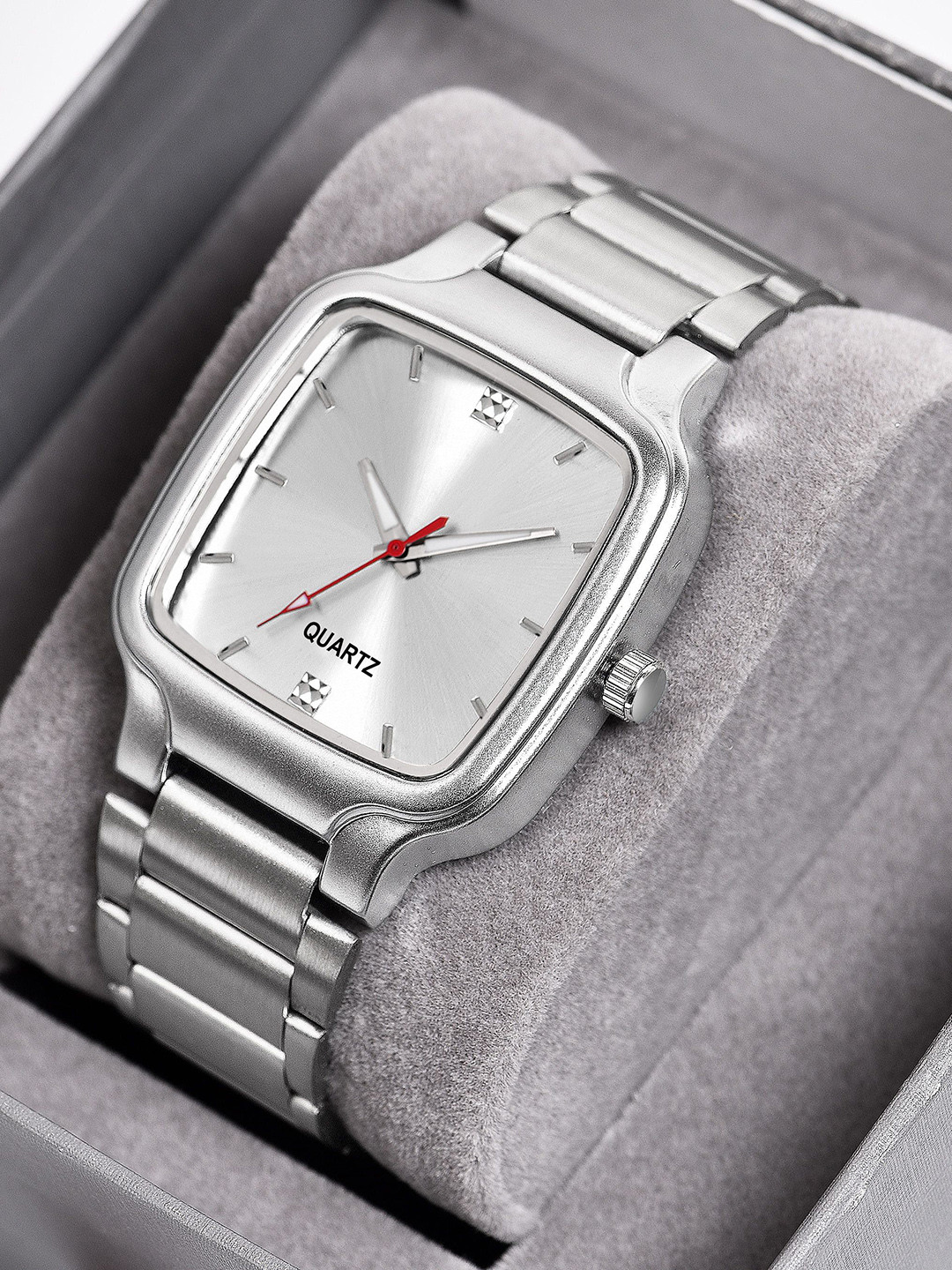 SWADESI STUFF Men Metal Dial & Bracelet Style Straps Analogue Watch SDS 158 SILVER 2026