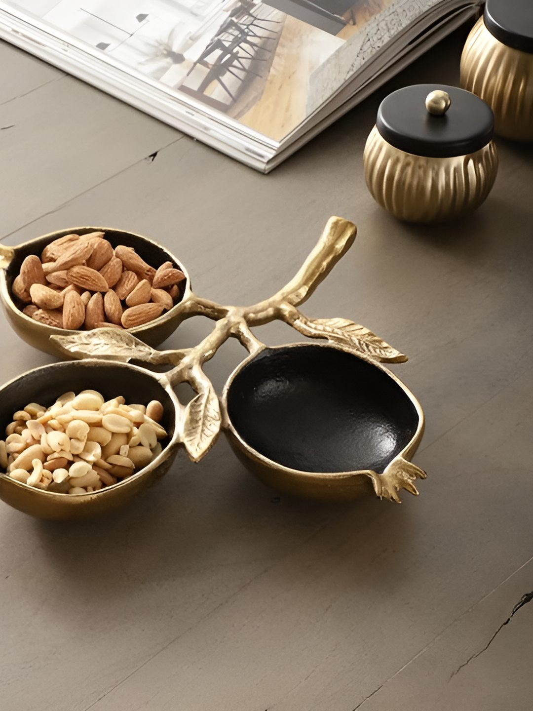 Decor de Maison Gold-Toned Pomegranate Leaf Metal Food Platter