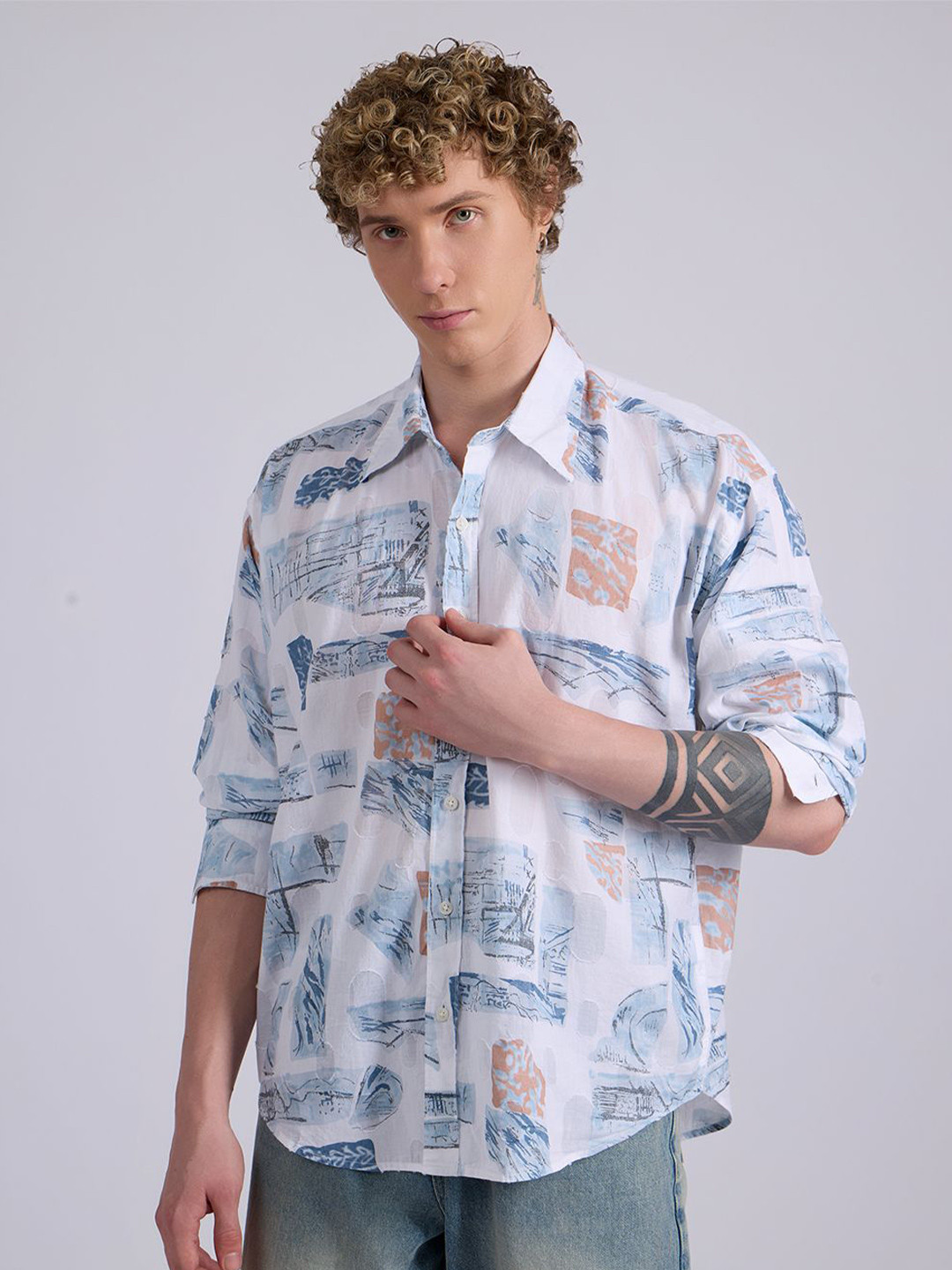 Espanshe Blaz Abstract Printed Long Sleeves Oversized Cotton Shirt