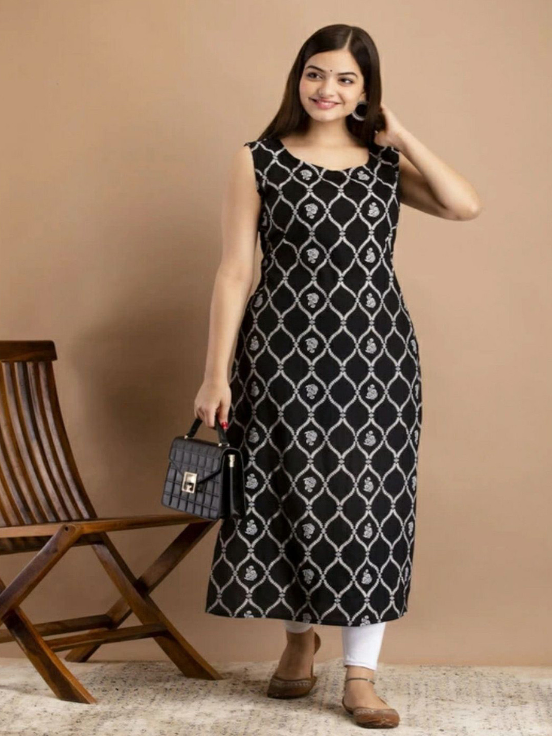 Chasvi Women Floral Printed Daily Pure Cotton Straight Kurta