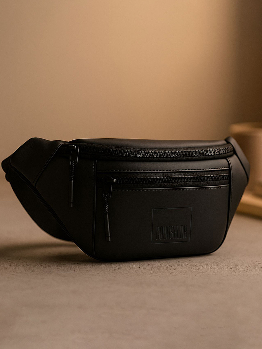 MADBRAG Unisex THE BLAZE Solid Waist Bag