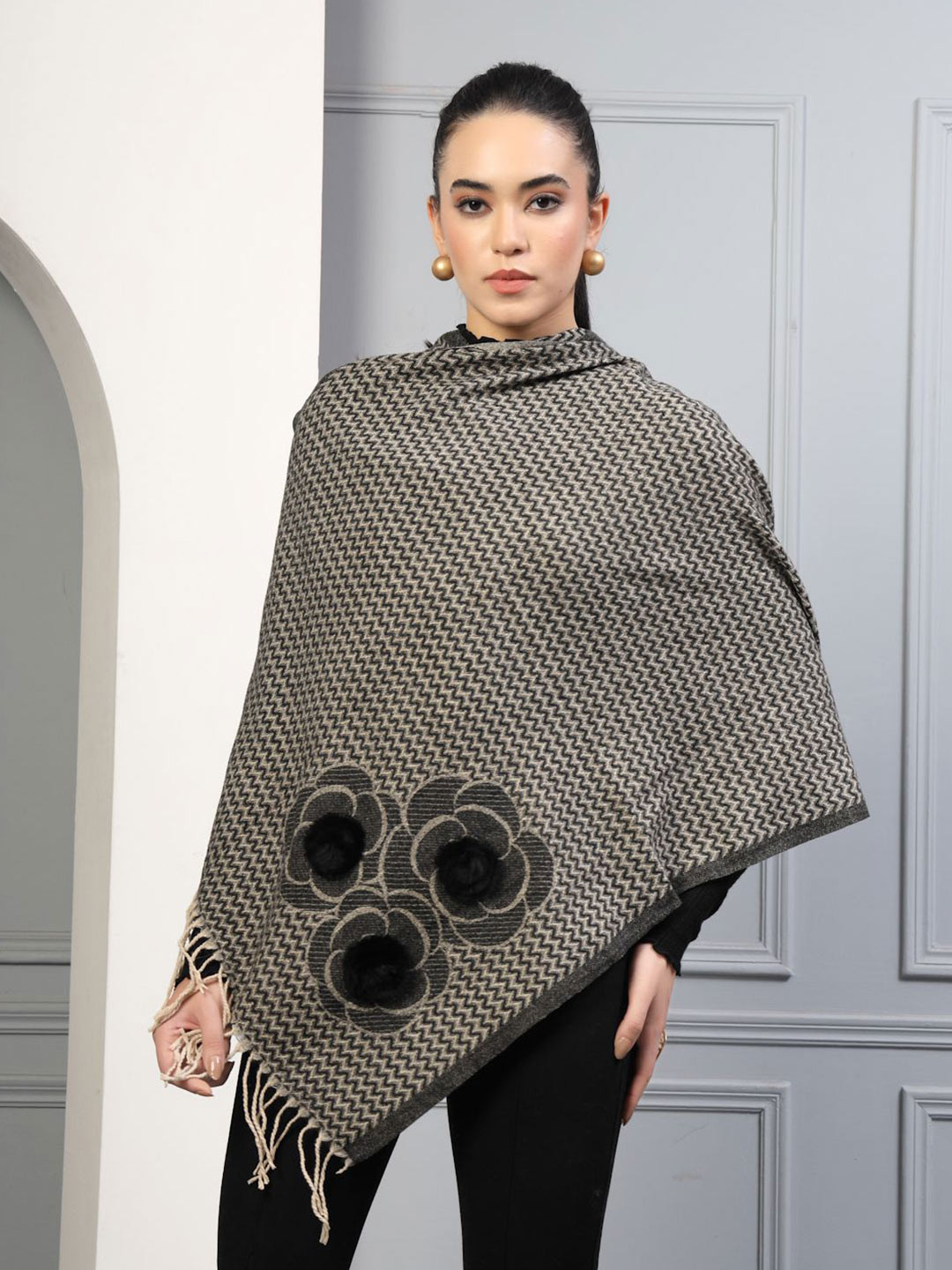 Mafadeny Women's Flowers and Pom-Poms Wool Stole