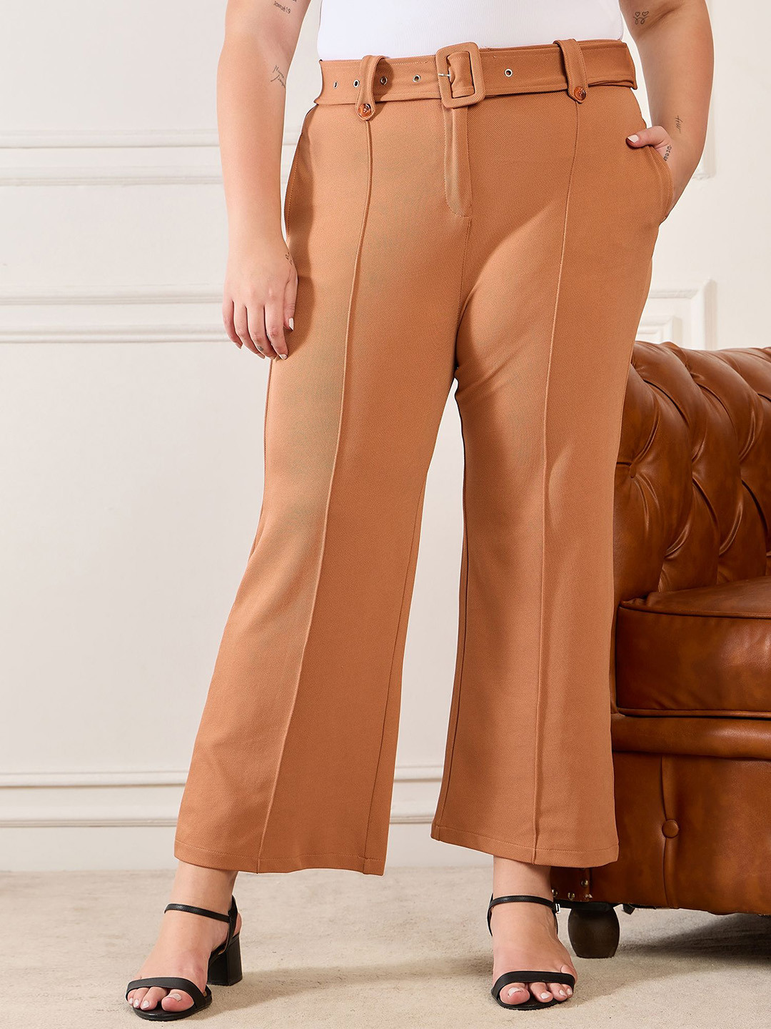 Sztori Women Plus Size Mid-Rise Flared Trouser