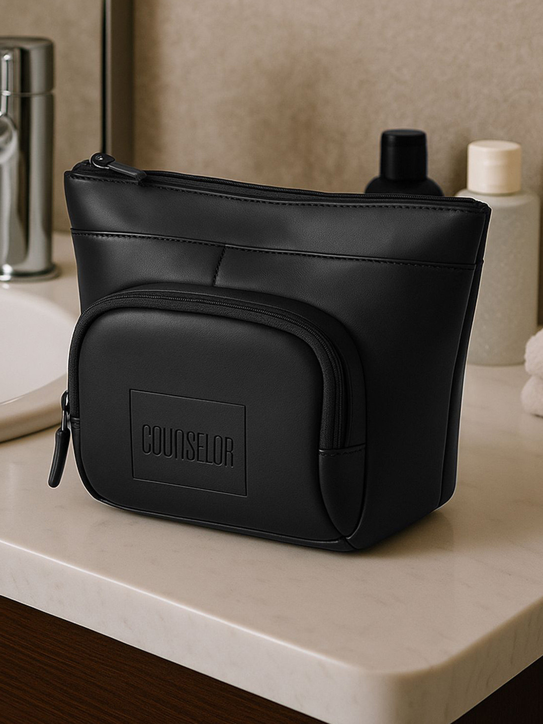 MADBRAG Unisex THE EIKO Solid Zip Toiletry Bag