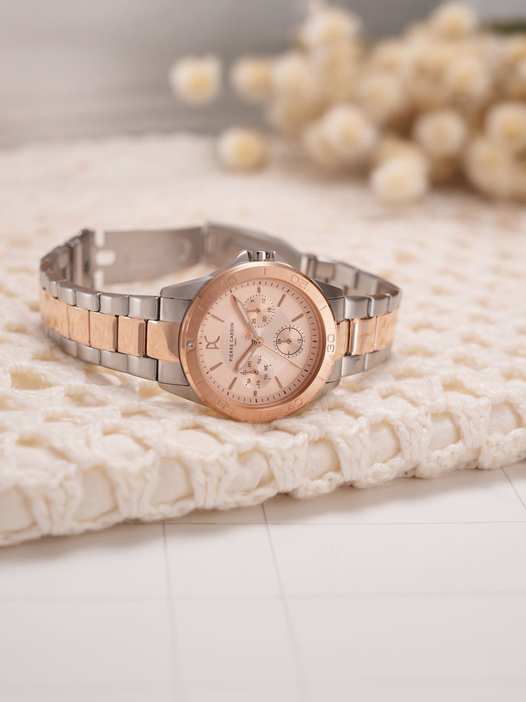 pierre cardin Women Round Dial & Bracelet Style Straps Analogue Watch CF.1026.MU.2