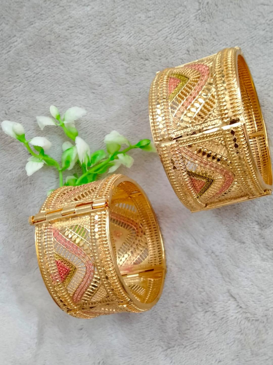 Shree enterprise Set of 2 Gold Brass Bangles