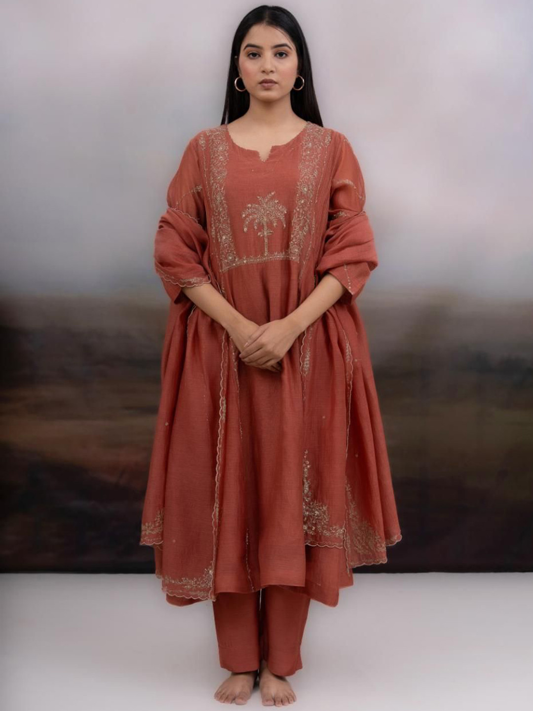 TATWA DESIGNS Women Ethnic Motifs Embroidered Round Neck Kurta With Trousers & Dupatta