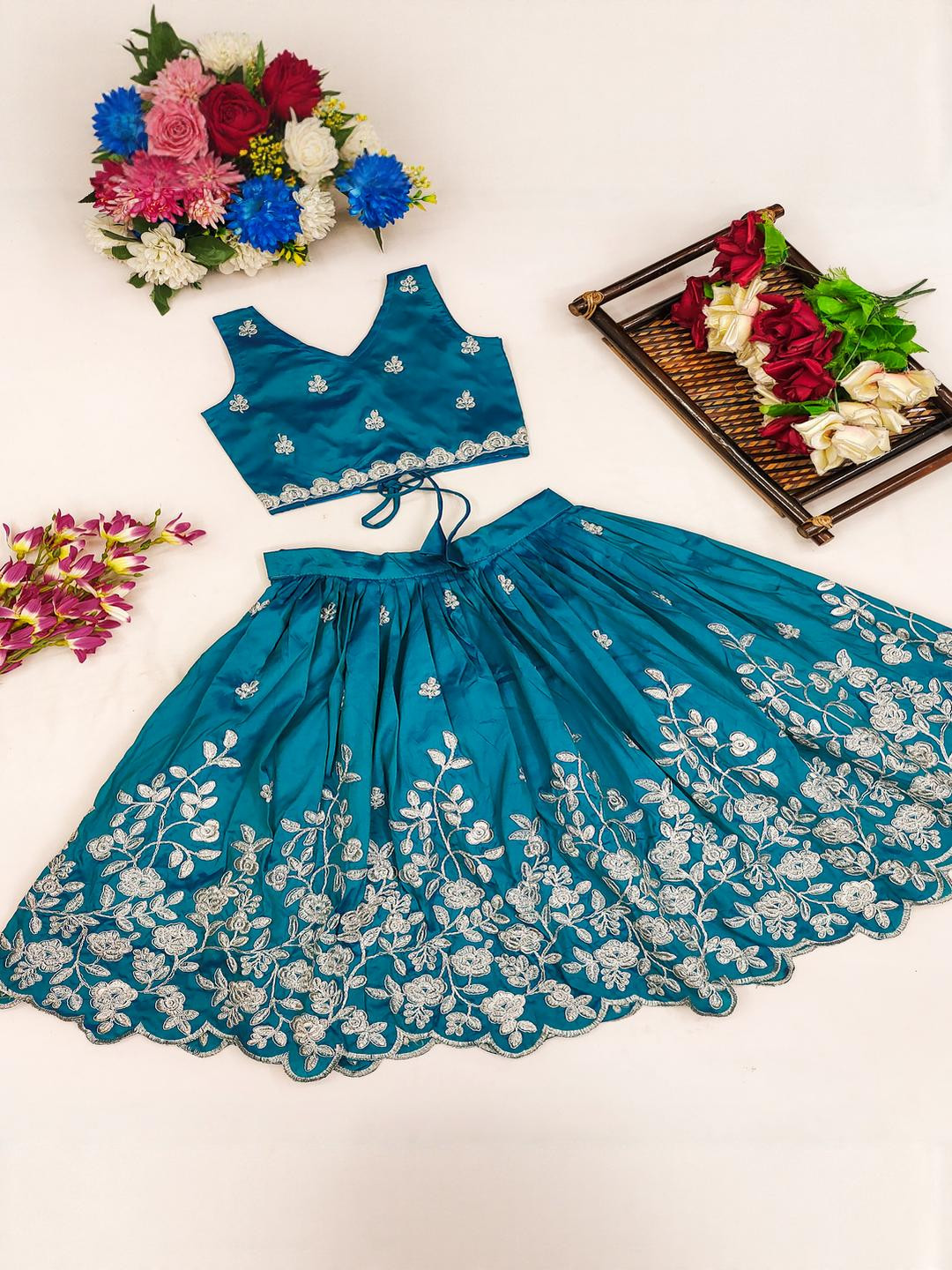 RJ ONLINE Embellished Silk Lehenga Choli