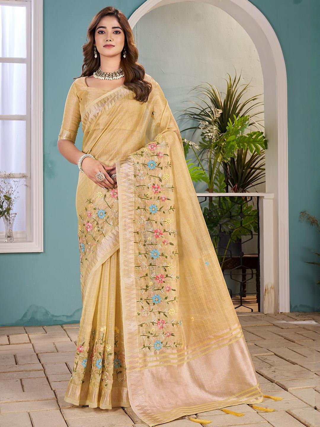 Panzora Woven Design ZariTussar Saree
