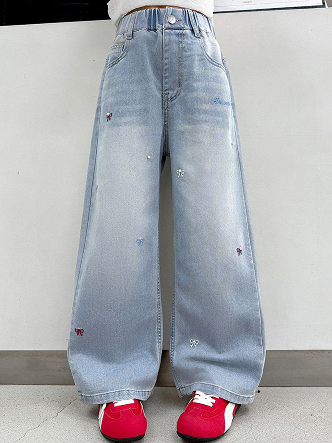 LULU & SKY Girls Wide Leg Mid-Rise Bow Design Slash Knee Light Fade Jeans