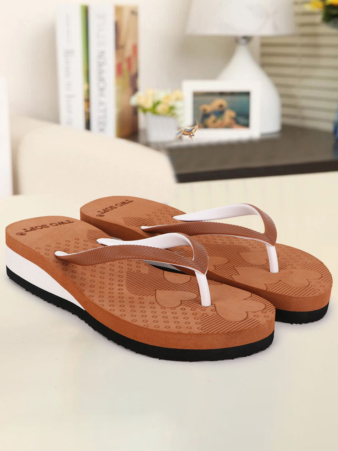 TWO SOFT Women Extra Comfort Lightweight Thong Flip-Flops