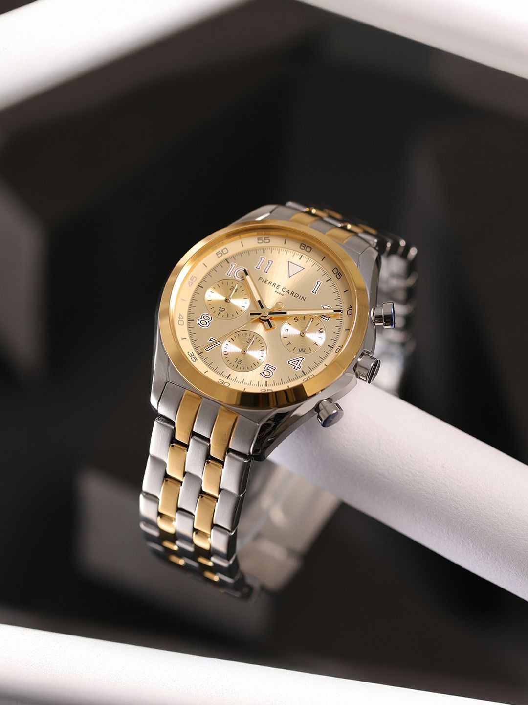 pierre cardin Men Vaugirard Analogue Multi Function Watch CF.1019.MU.1