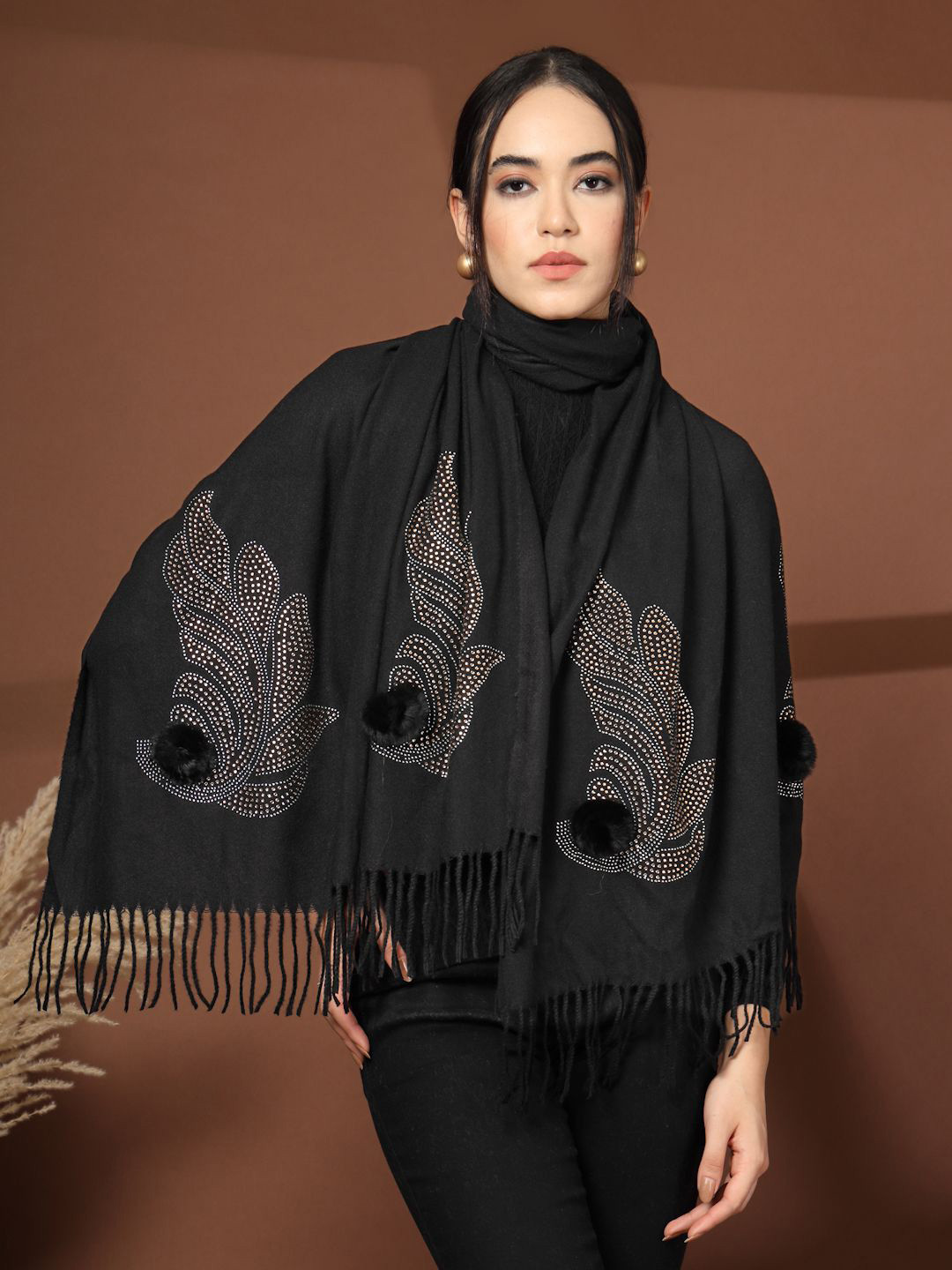 Mafadeny Women's Pom-Pom Stone Design Wool Stole