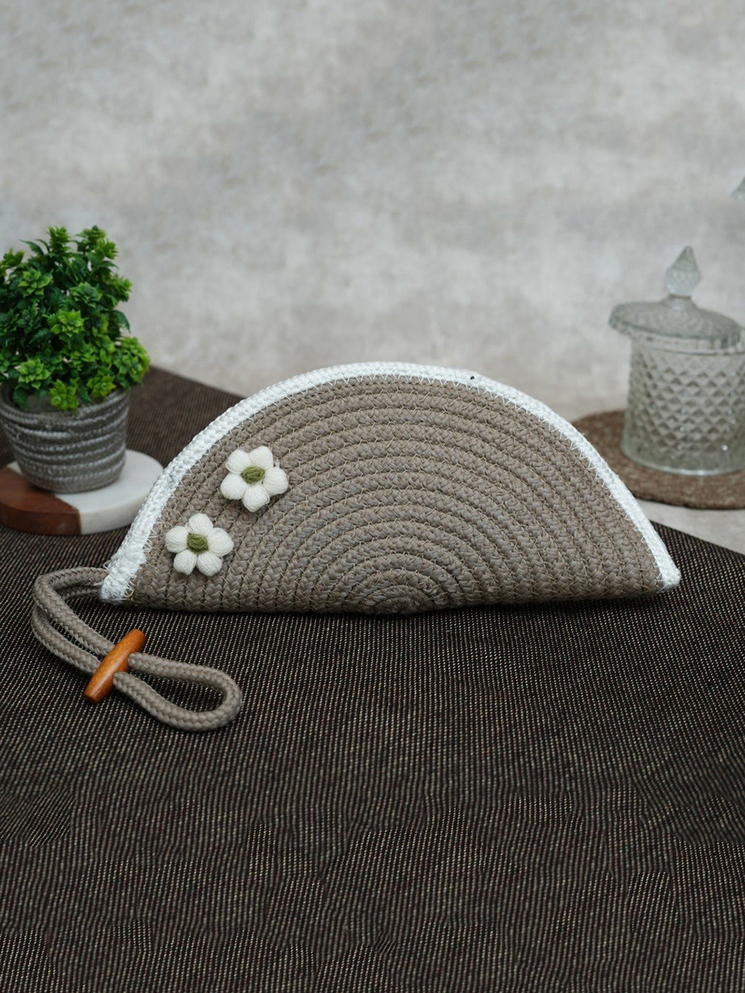 AURKA Women Self Design Versatile Clutch with Flower Detail