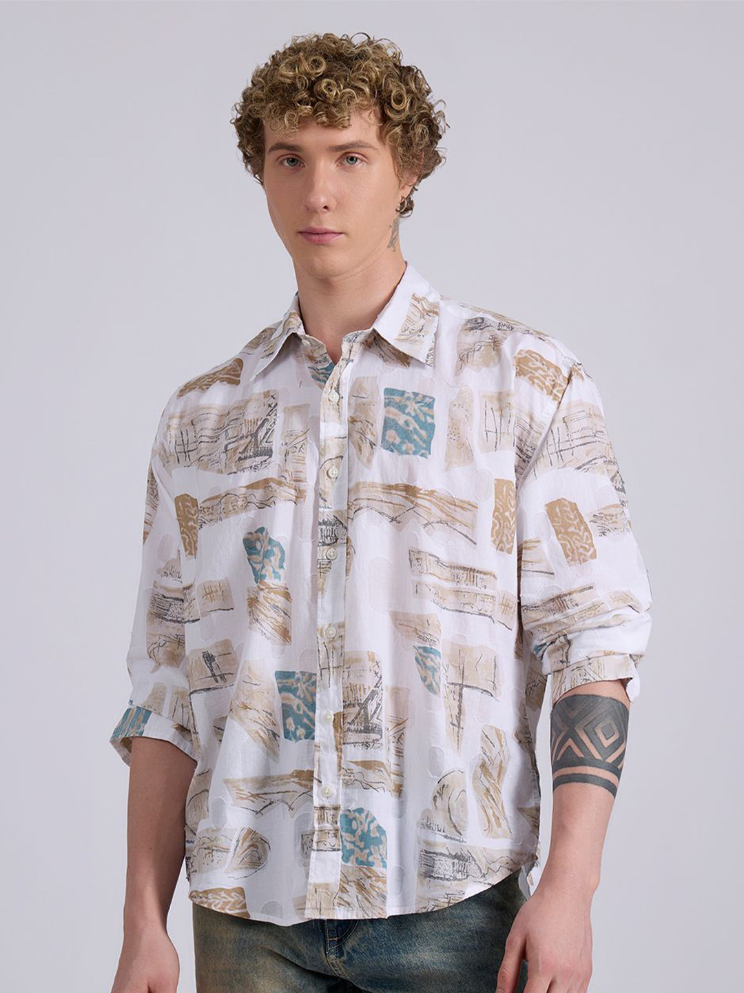 Espanshe Blaz Abstract Printed Long Sleeves Oversized Cotton Shirt