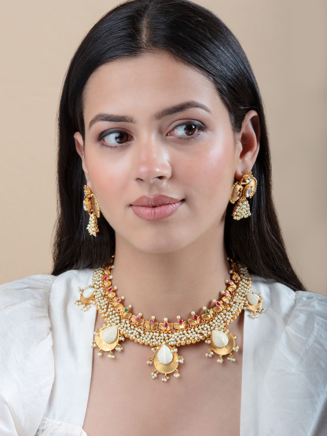 jooltara Gold-Plated Stone-Studded & Beaded Jewellery Set