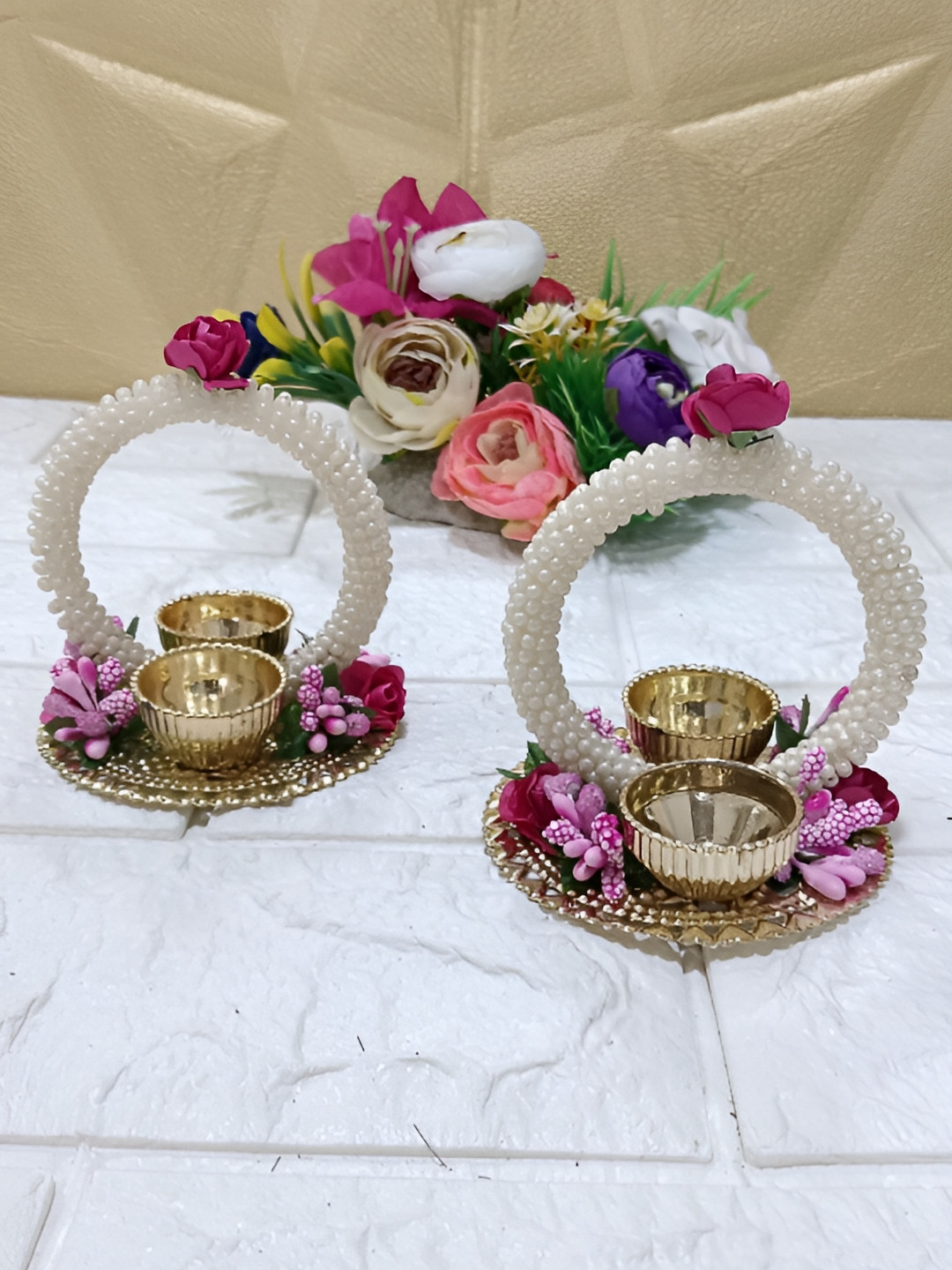 Sellplus 2-Pcs Yellow & White Tealight Candle Holder