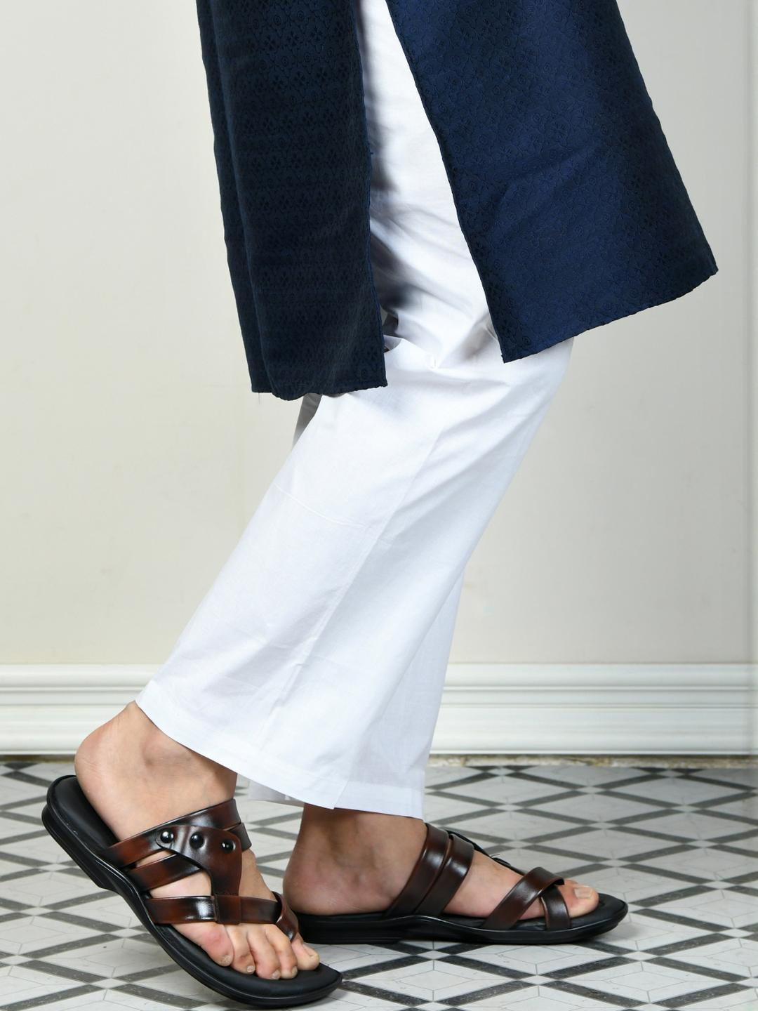 STEPHORN Men's Premium Cross-Strap Leather Slippers