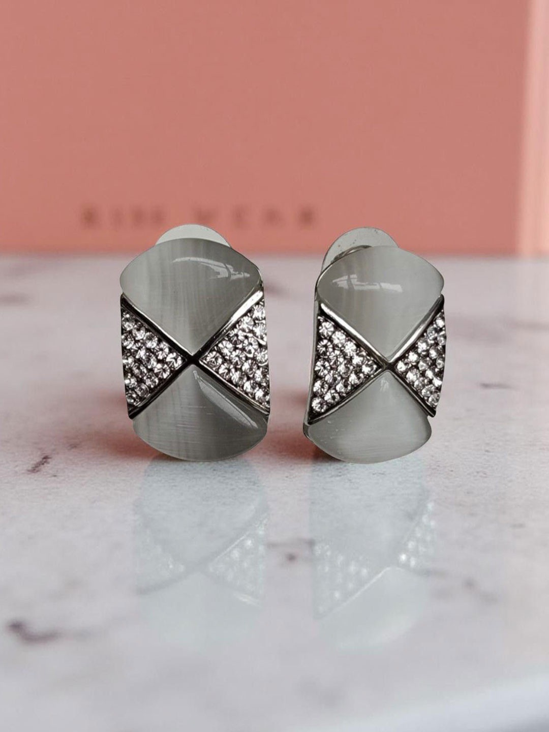 VYRA Stainless Steel Silver-Plated Coral Studded Contemporary Studs