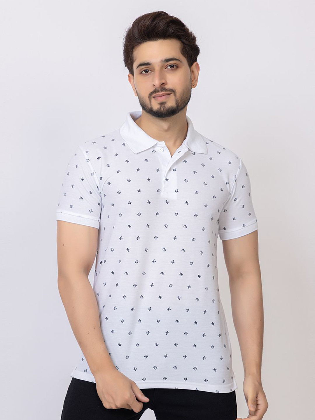 GEE 5 Polka Dot Printed Polo Collar Short Sleeves Cotton T-Shirt
