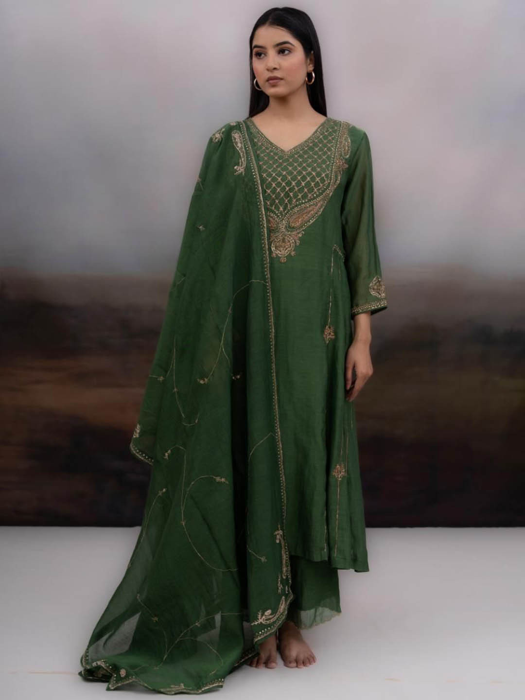 TATWA DESIGNS Women Ethnic Motifs Embroidered Anarkali Kurta with Trousers & Dupatta