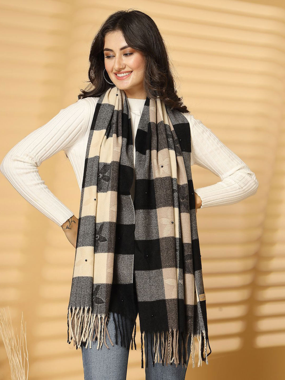 Mafadeny Women Checkered Floral Design Stole